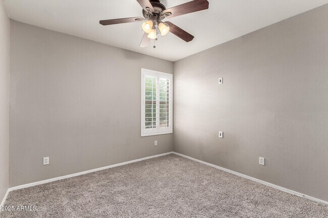 Building Photo - 3049 S Sierra Heights Cir