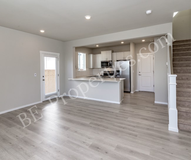 Building Photo - Tehaleh New Construction