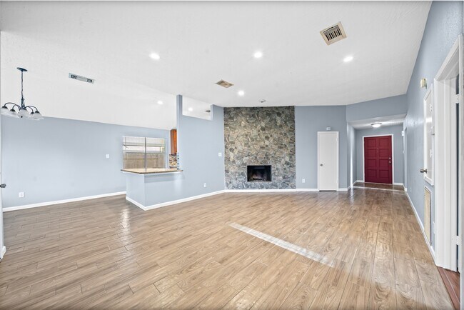 Building Photo - 11059 Landsbury Cir