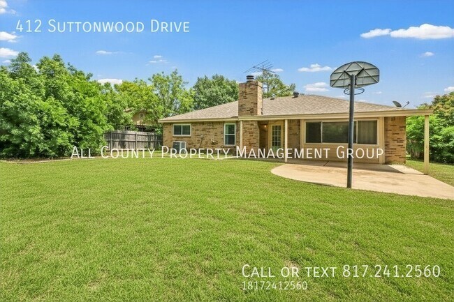 Building Photo - 412 Suttonwood Dr