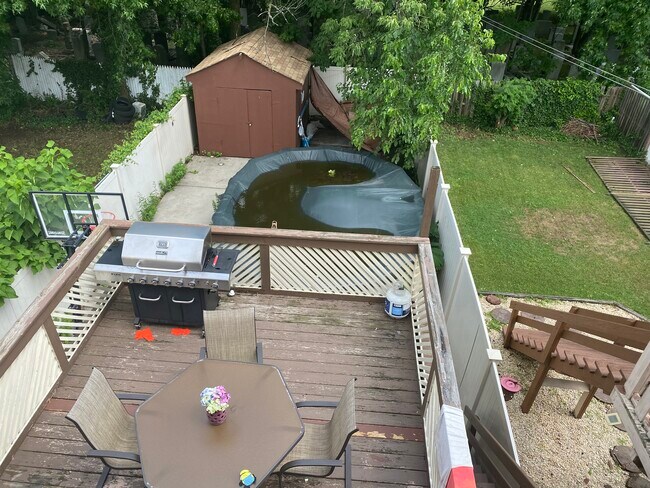 Building Photo - 89 Ada Dr