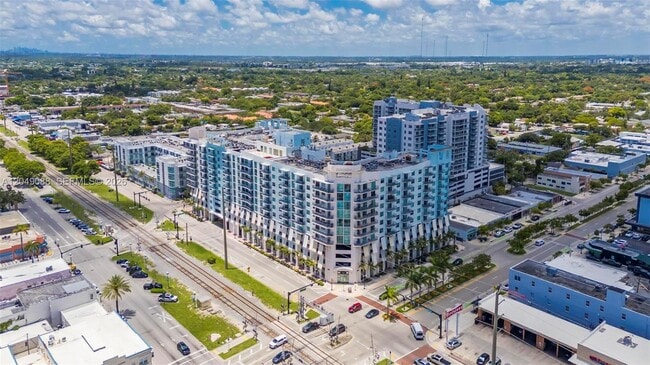 Building Photo - 140 S Dixie Hwy