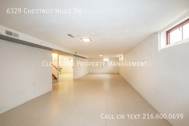 Building Photo - 6329 Chestnut Hills Dr