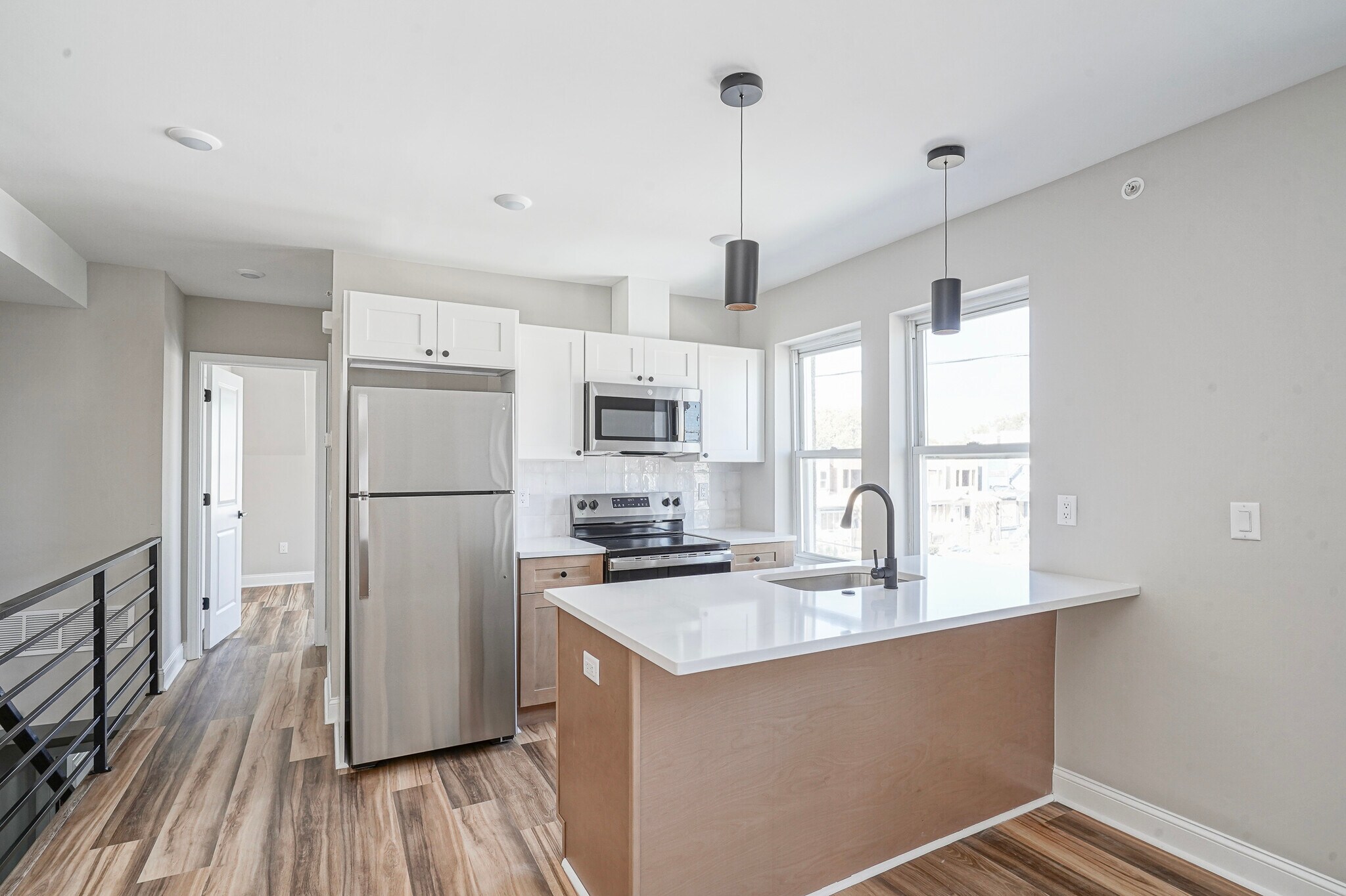 Building Photo - 133 S 57th St