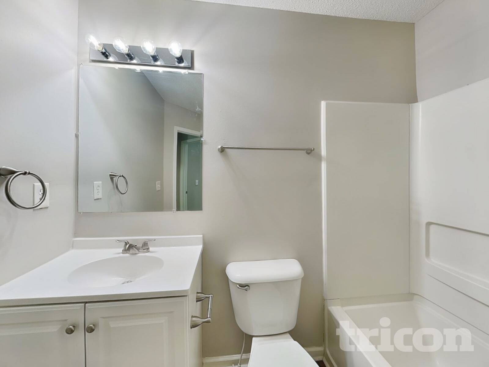 Building Photo - 2368 Rambling Way