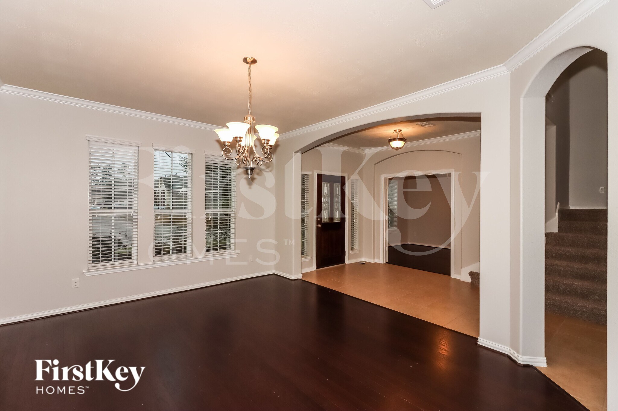 Building Photo - 2807 Angela Way Dr