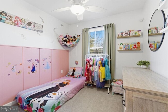 Building Photo - 62 Oldbrook Rd