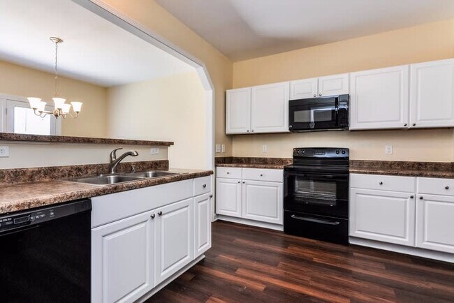 Building Photo - 3131 Trassacks Dr