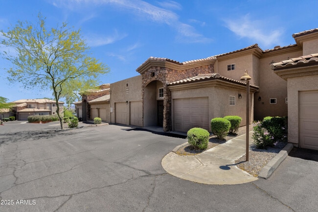 Building Photo - 13700 N Fountain Hills Blvd