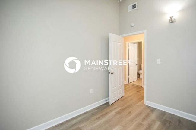 Building Photo - 3 Bedroom Pet-Friendly Home in Kansas City...