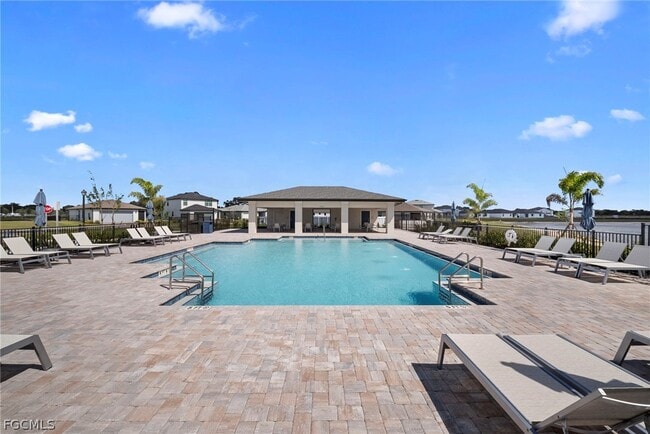 Building Photo - 258 Silent Lk Dr