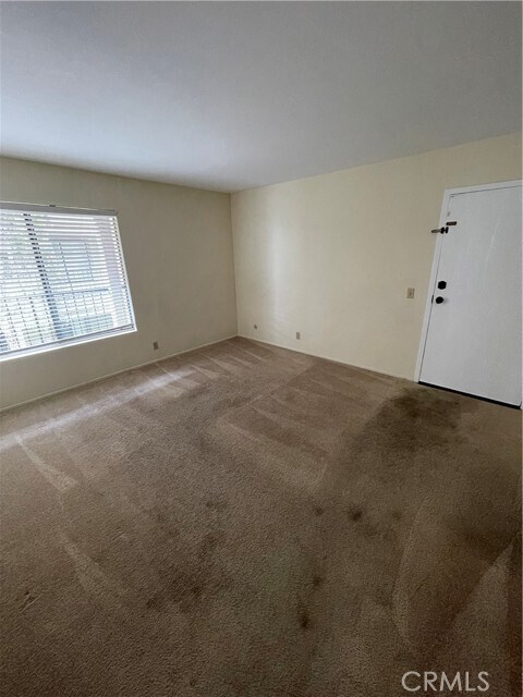 Building Photo - 1833 Caddington Dr