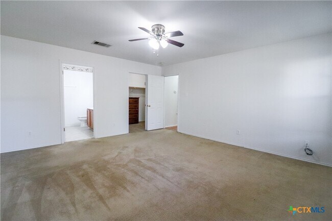 Building Photo - 12005 Kilmartin Ln