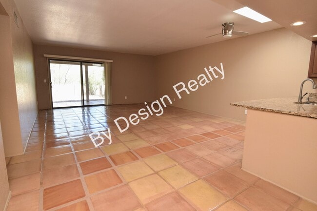 Building Photo - Updated Sunrise at Presidio 2 Bed 2 Bath Townhome