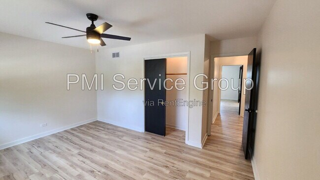 Building Photo - 7749 Lyman Ave