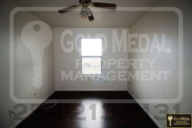 Building Photo - 1208 Industrial Blvd