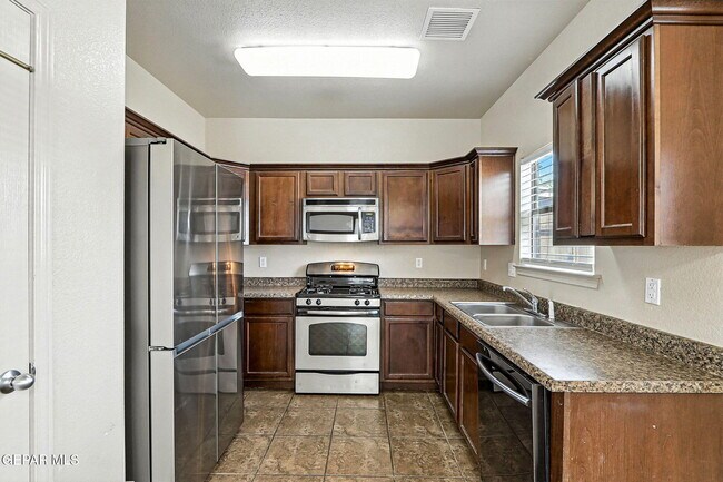 Building Photo - 4746 Joseph Rodriguez Dr