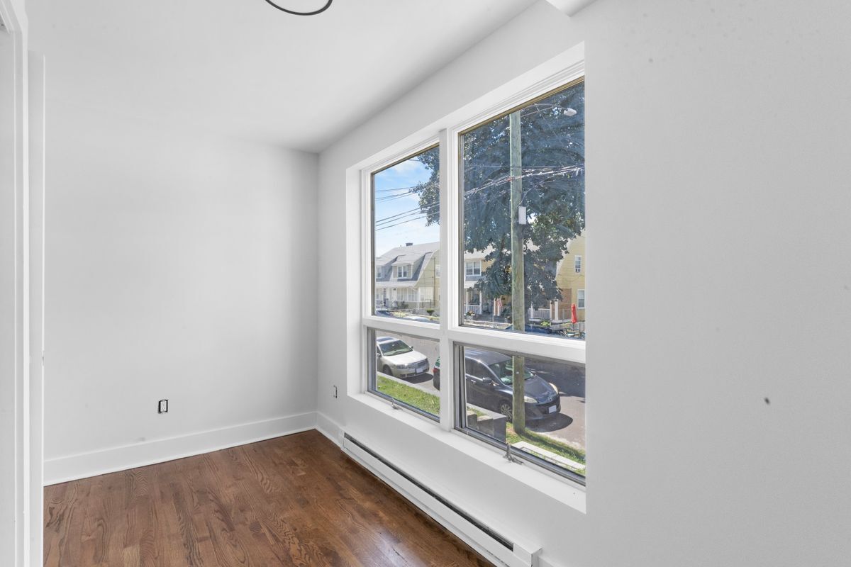 Building Photo - 366 Remington St