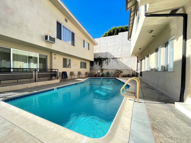 Primary Photo - 8267 Norton Ave, West Hollywood