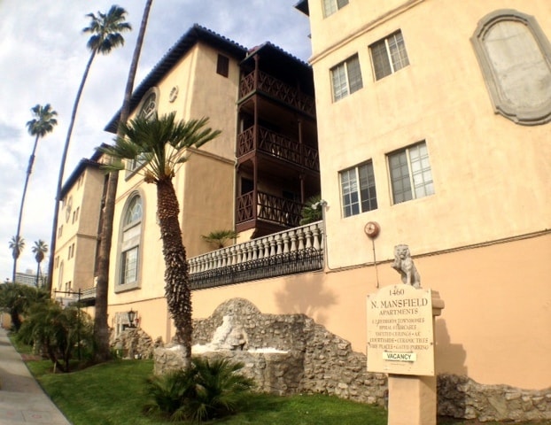 Building Photo - 1460 N Mansfield Ave
