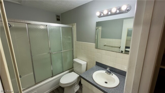 Building Photo - 4780 Pin Oak Dr