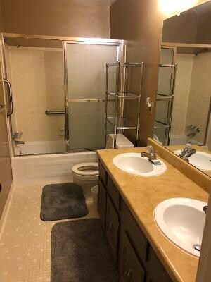 Building Photo - 2680 Roundtree Dr