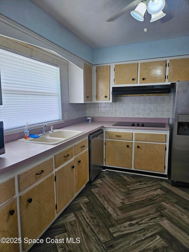 Building Photo - 955 Beechfern Ln