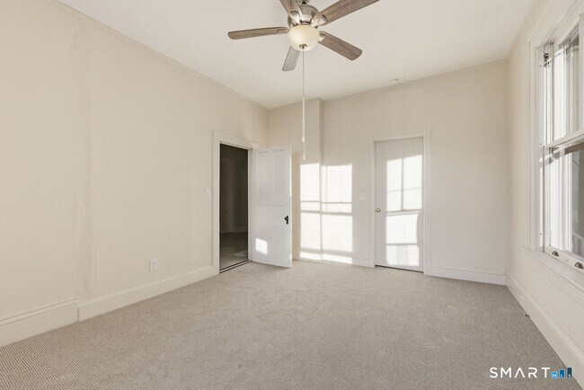 Building Photo - 270 Cherry Brook Rd