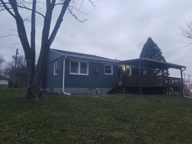 Building Photo - 7316 Dimmick Rd