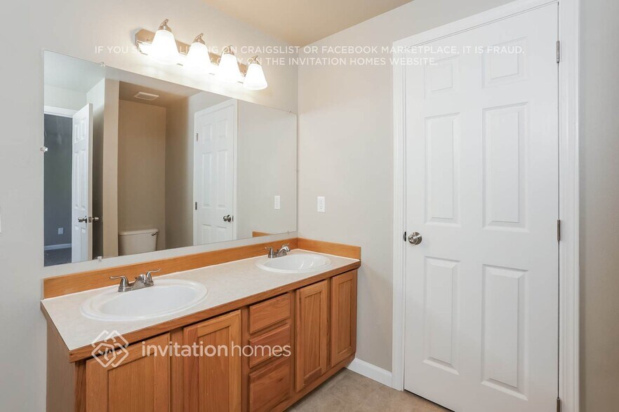 Building Photo - 21819 65th Ave E