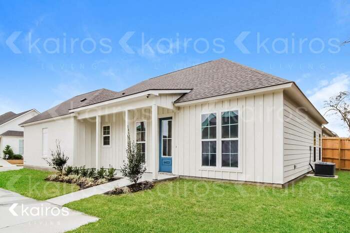 Building Photo - 6422 Roux Dr