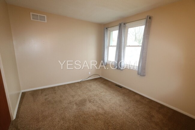 Building Photo - 2 Bedroom 1 Bath House