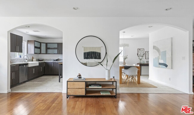 Building Photo - 11465 Cumpston St