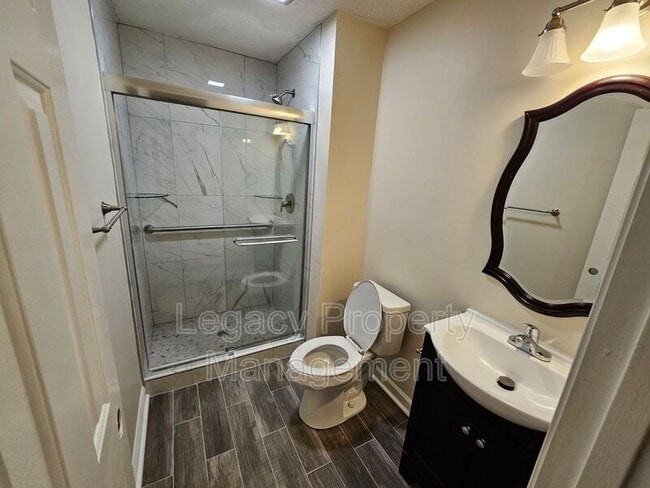 Building Photo - 2407 Ashton Park Ln