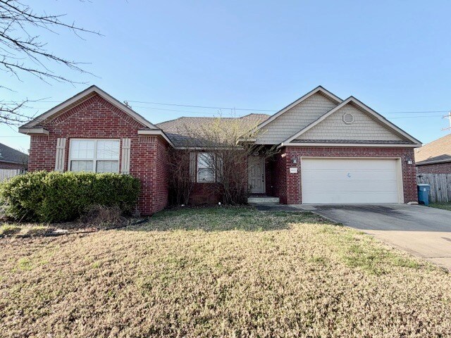 Building Photo - 2903 SW Tanglewood Ave