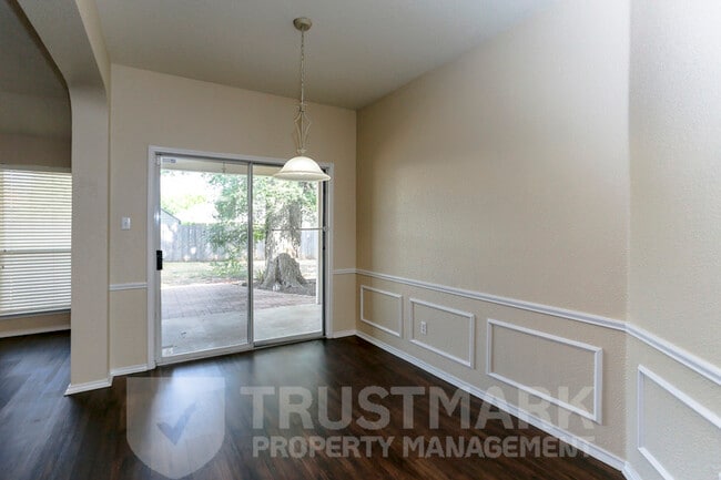 Building Photo - 2115 Wickiup Trail