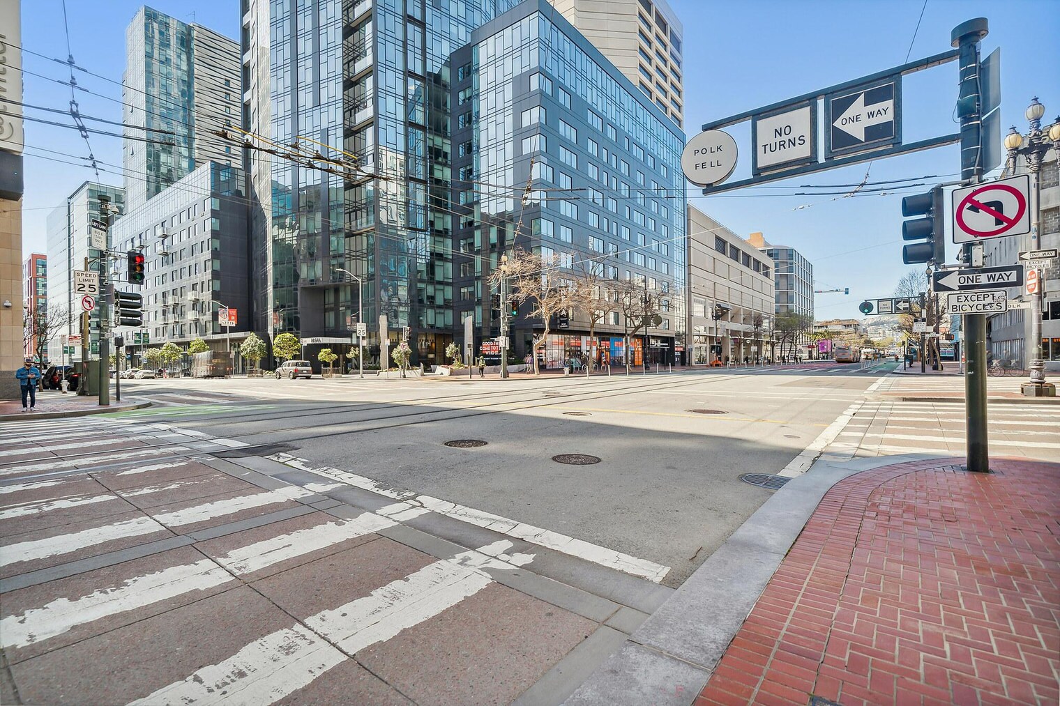 Building Photo - 8 10th St