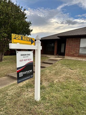 Building Photo - 1638 Brown Trail