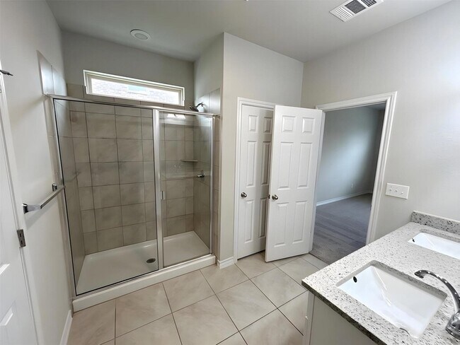 Building Photo - 729 Aliso Trail