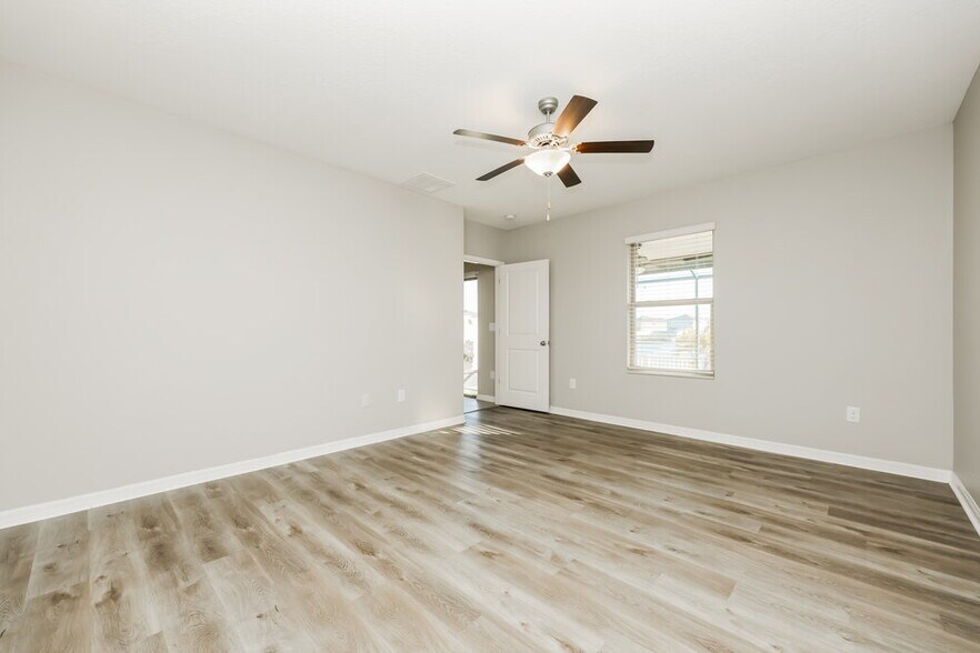 Building Photo - 15425 Broad Brush Dr