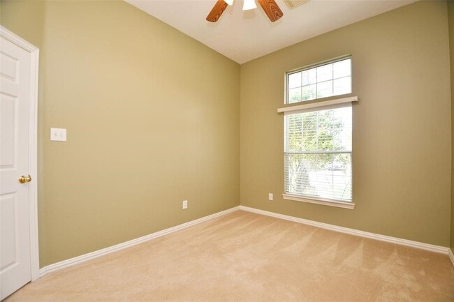 Building Photo - 3111 Zelko Dr