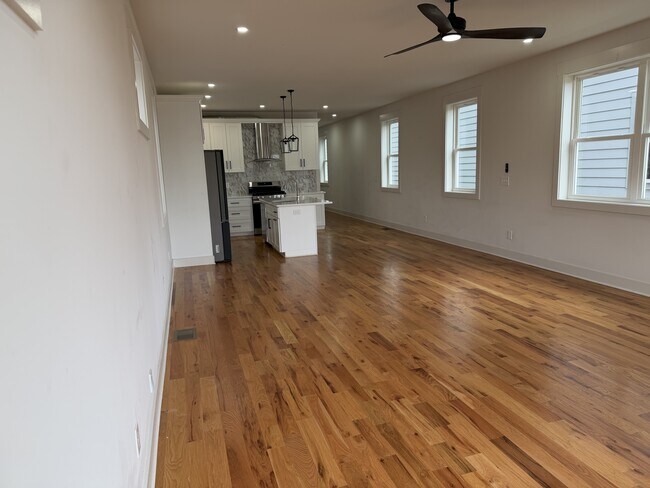 Building Photo - 1602 Litton Ave