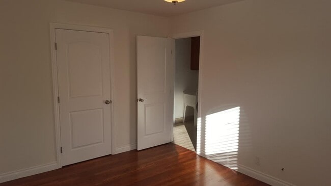 Building Photo - Updated Duplex Unit in West San Jose!