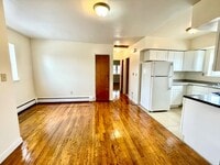 Building Photo - 2916 Gunther Ave