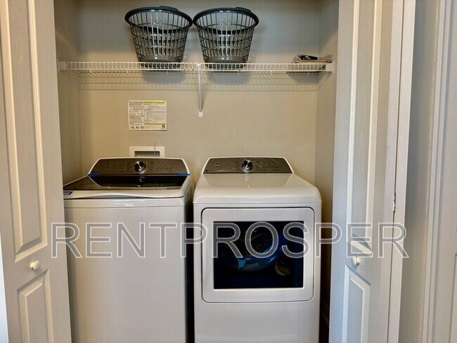 Building Photo - 1175 Flowing Tide Dr