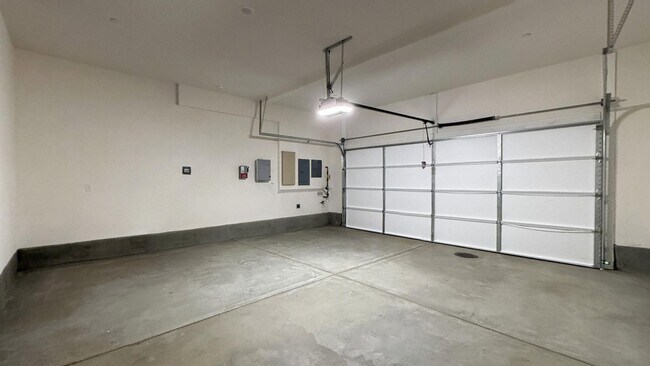 Building Photo - 26654 Indigo Way