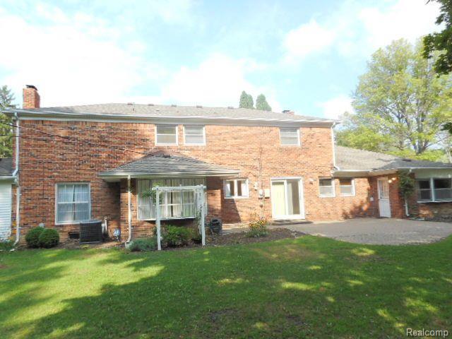 Building Photo - 7441 Jackson Park Dr