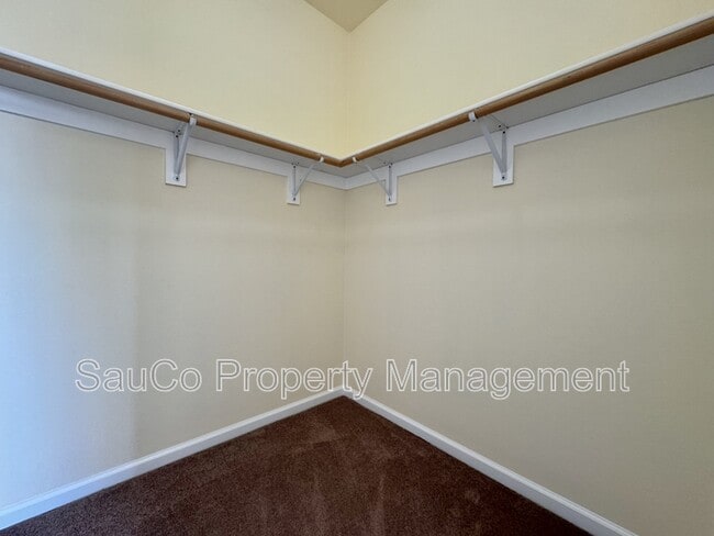 Building Photo - 2485 Meridian Dr