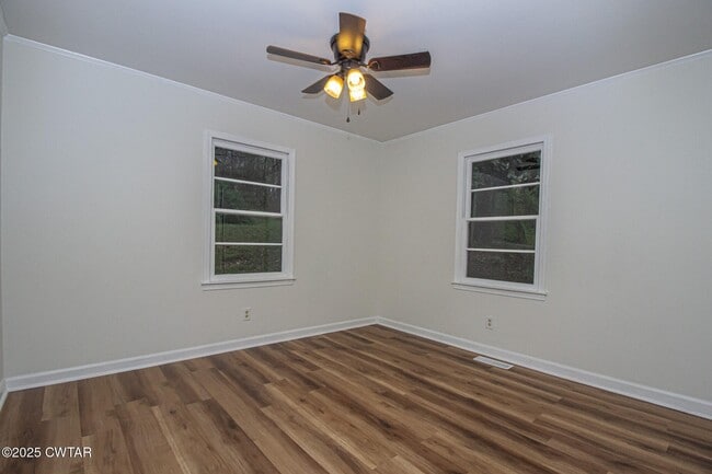 Building Photo - 211 Beth Dr
