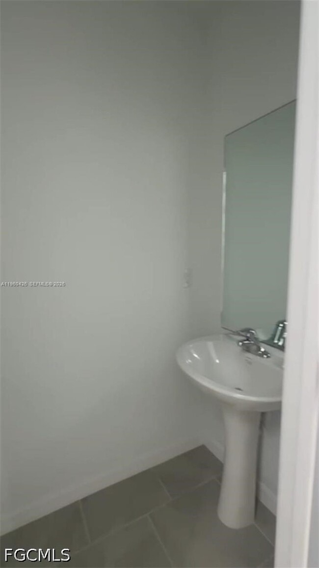 Building Photo - 11812 Cloverly Ln